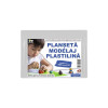 Placa gri pentru modelaj cu plastilina, cu spatula si cutite,